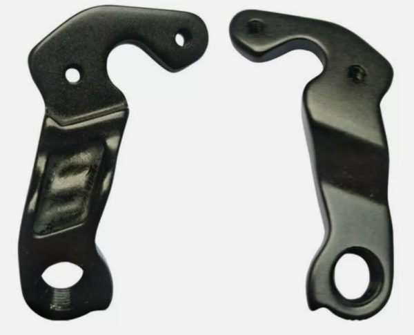 OEM D679 CAST  – Gear mech derailleur hanger – Calibre - Go Outdoors